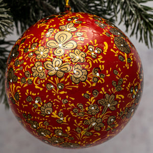 4" Red & Gold Cloverleaf Christmas Bauble